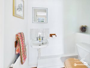 Cloakroom- click for photo gallery